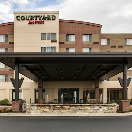 Courtyard By Marriott Chicago Schaumburg/Woodfield Mall Extérieur photo