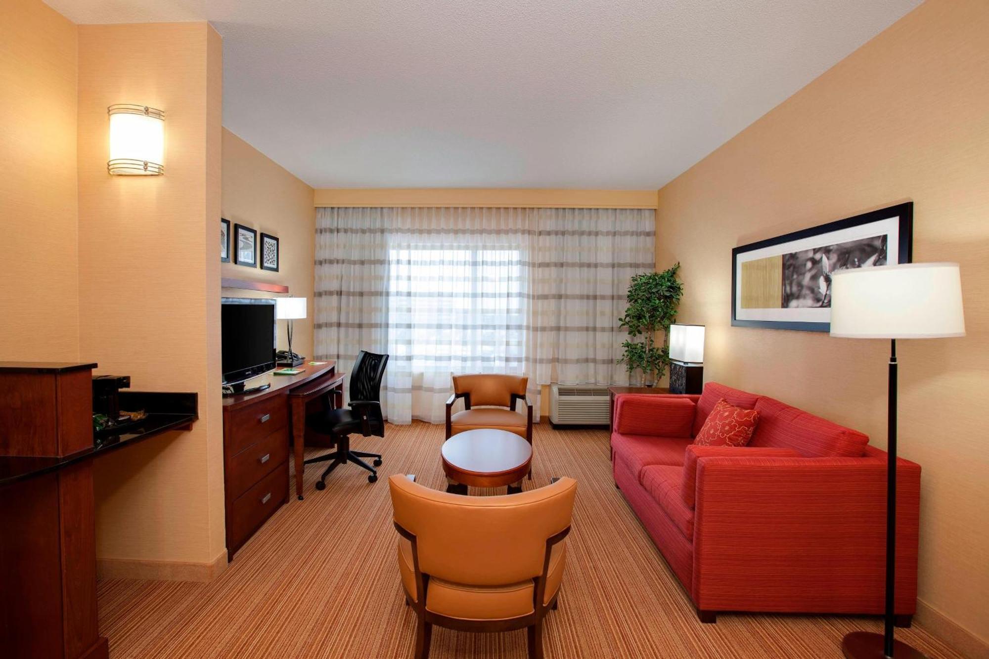 Courtyard By Marriott Chicago Schaumburg/Woodfield Mall Extérieur photo