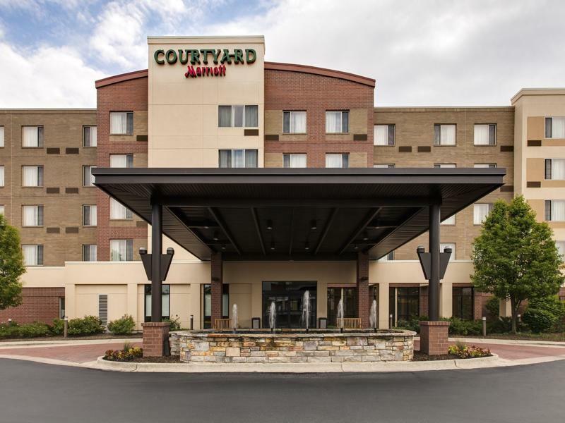 Courtyard By Marriott Chicago Schaumburg/Woodfield Mall Extérieur photo